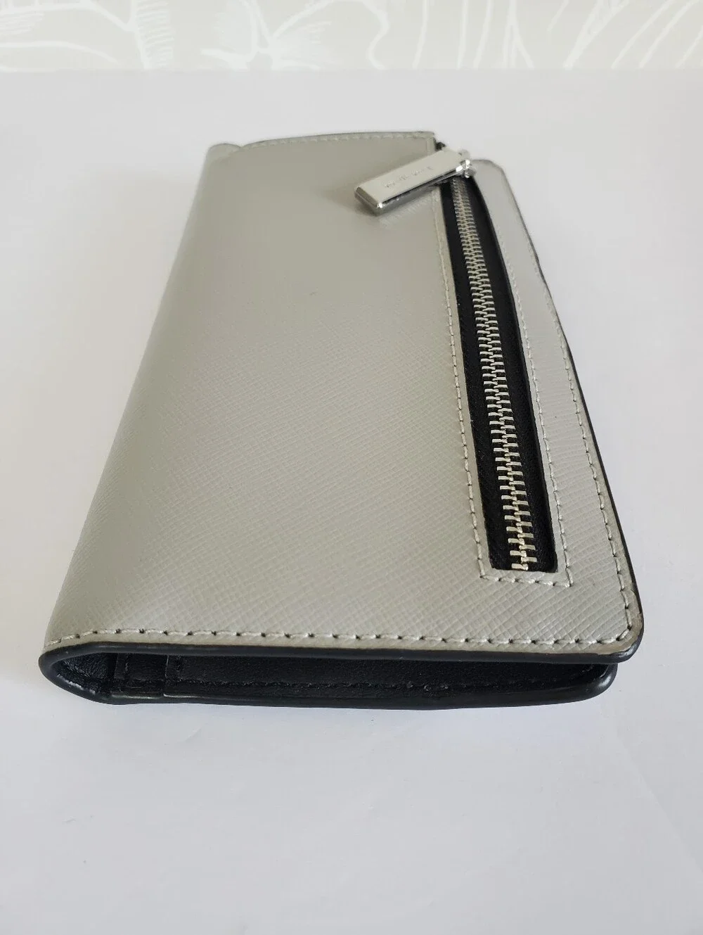 Kate Spade Leather Staci Snap Wallet Bi Fold Slim Colorblock Nimbus Grey & White